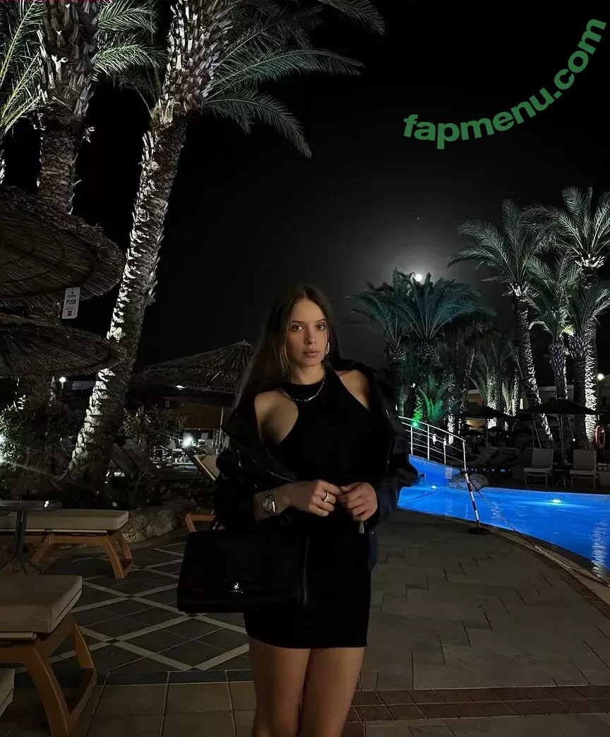 Xenia Tchoumitcheva nude photo #0976 (xenia / xeniatchoumi / xeniatchoumitcheva)