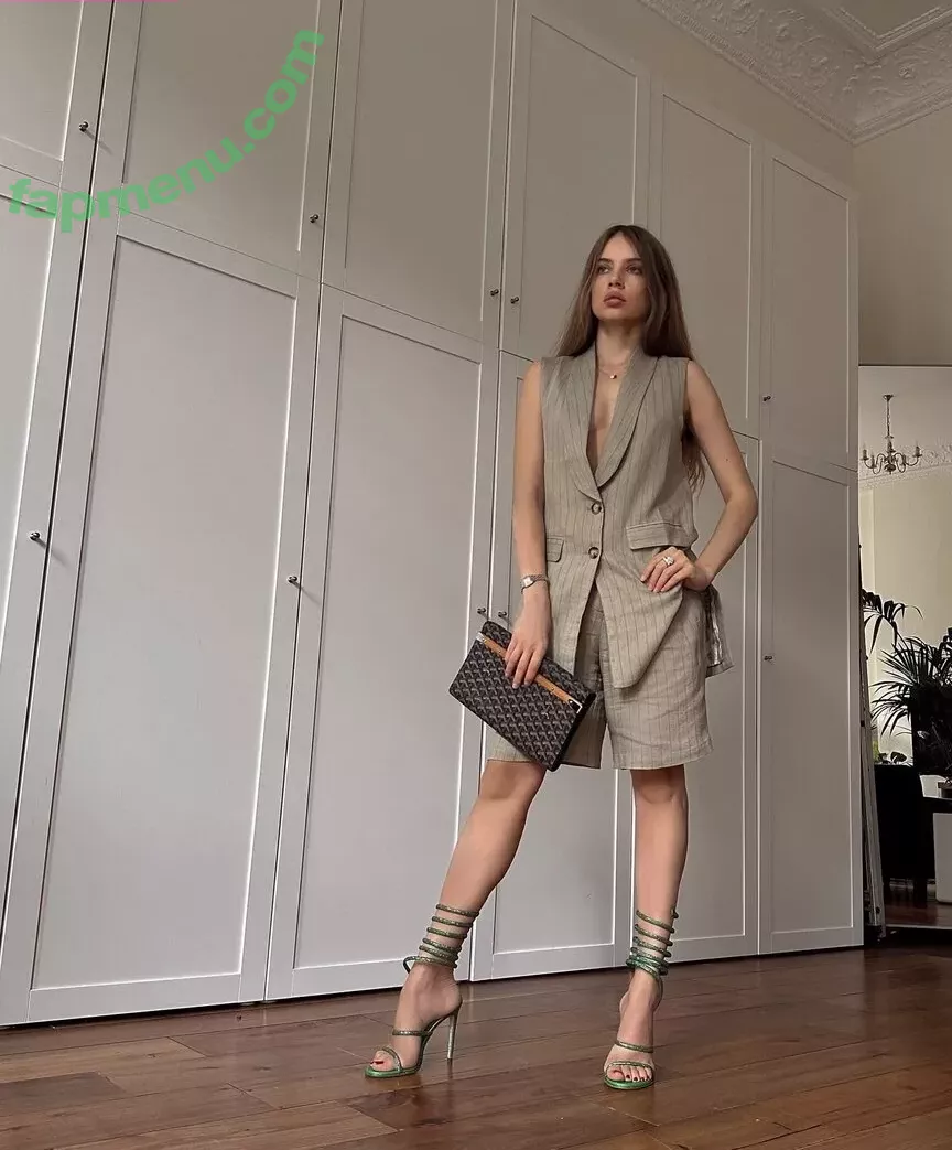 Xenia Tchoumitcheva nude photo #1105 (xenia / xeniatchoumi)
