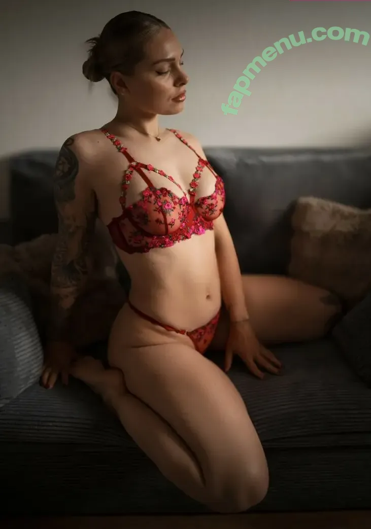 Xeniar6 nude photo #0042 (Xeniar6)