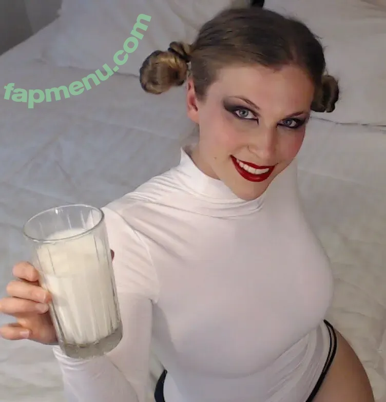 Xev Bellringer nude photo #0034 (xev_bellringer / xev_bellringer_official / xevbellringer69)