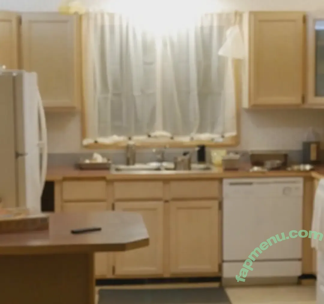 Xev Bellringer nude photo #0127 (xev_bellringer / xev_bellringer_official / xevbellringer69)