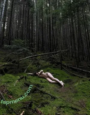 nude photo #0002