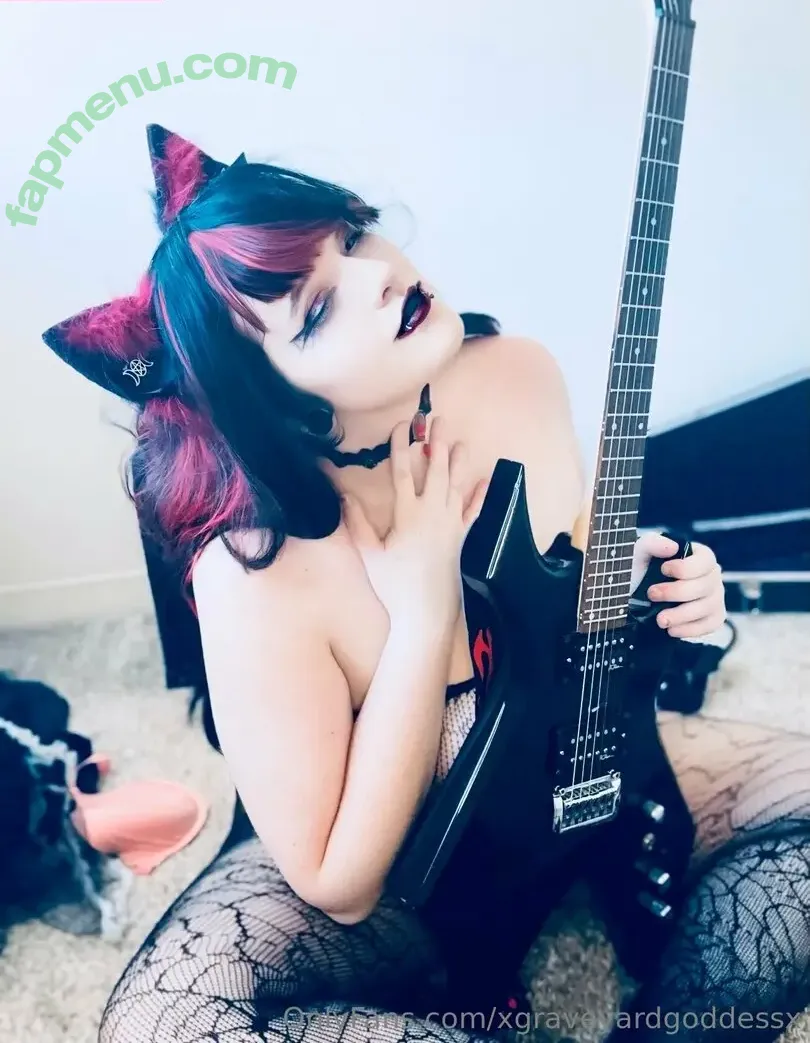 xgraveyardgoddessx nude photo #0004 (xgraveyardgoddessx)