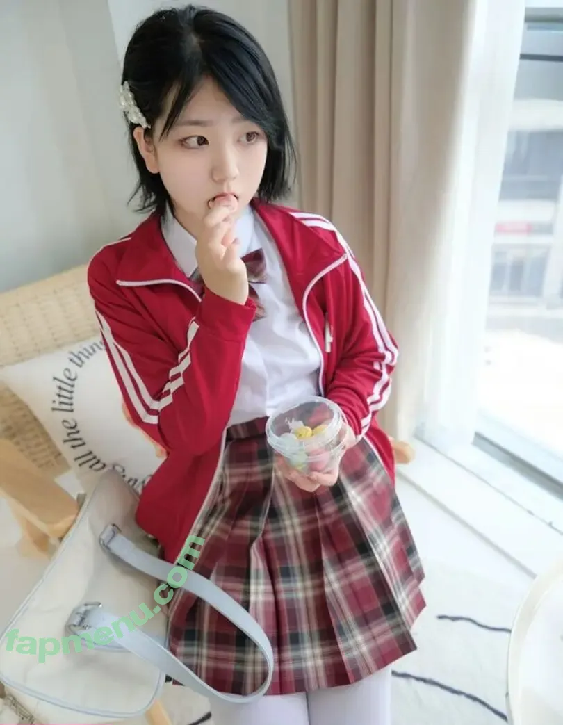 xiaofeng nude photo #0028 (xiaofeng)