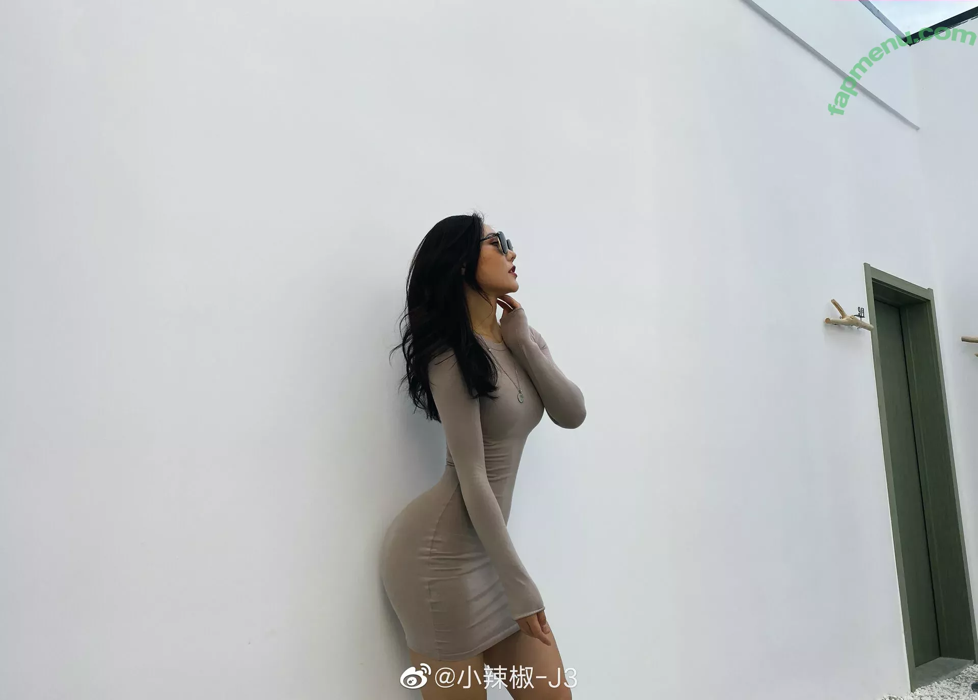 Xiaolajiao_j3 nude photo #0060 (Xiaolajiao_j3)