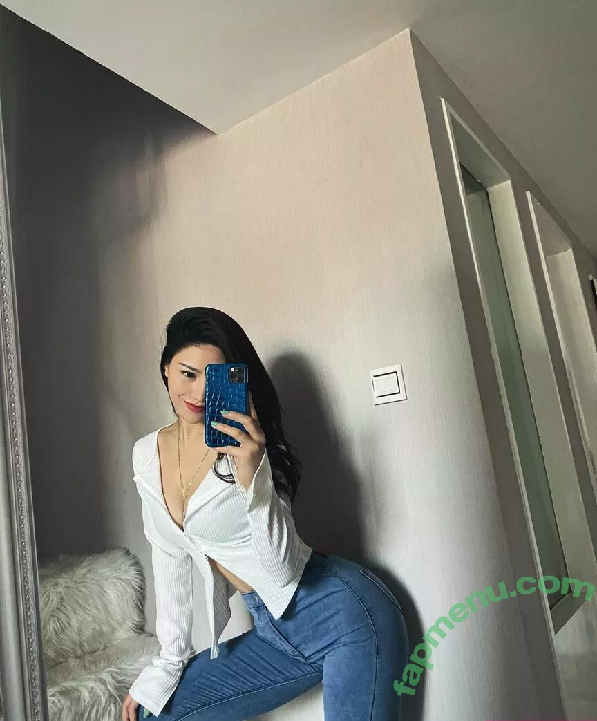 Xiaolajiao_j3 nude photo #0073 (Xiaolajiao_j3)
