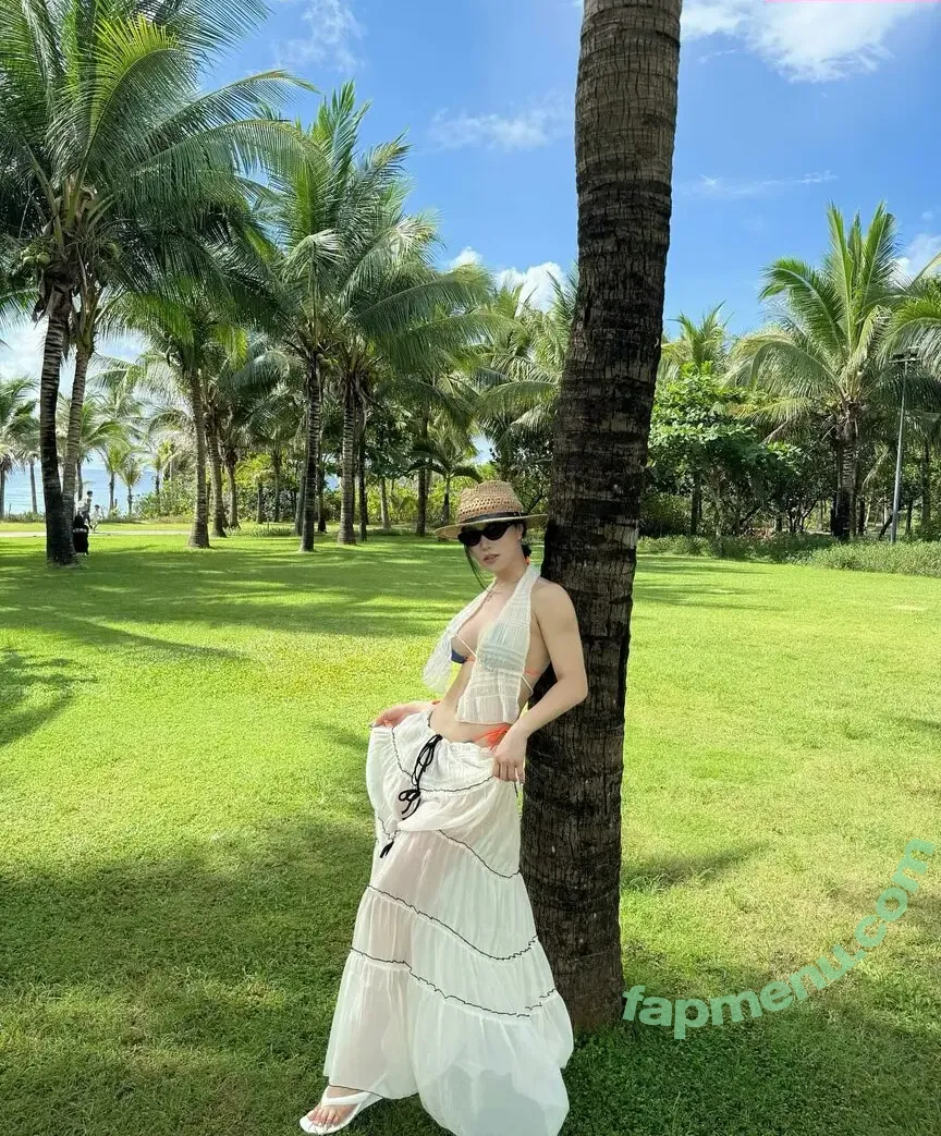 Xiaolajiao_j3 nude photo #0488 (Xiaolajiao_j3)