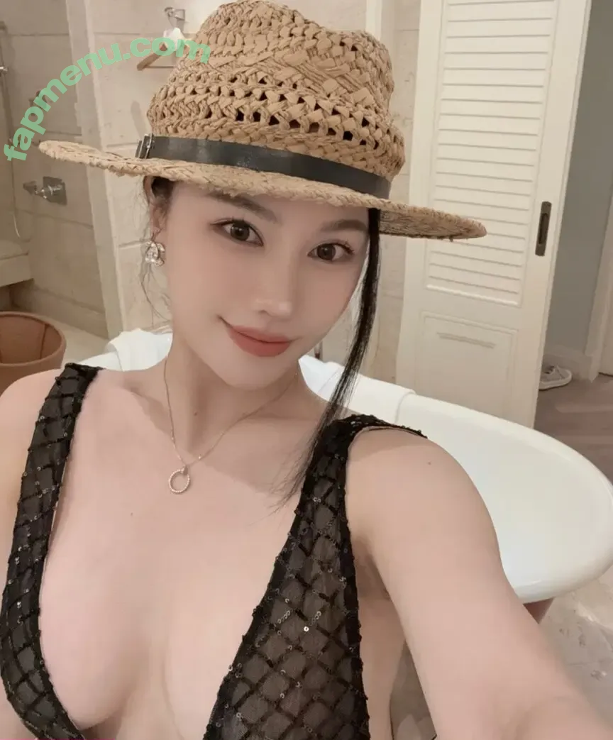 Xiaolajiao_j3 nude photo #0493 (Xiaolajiao_j3)