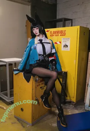 xier33 / xier_cos nude photo #0001