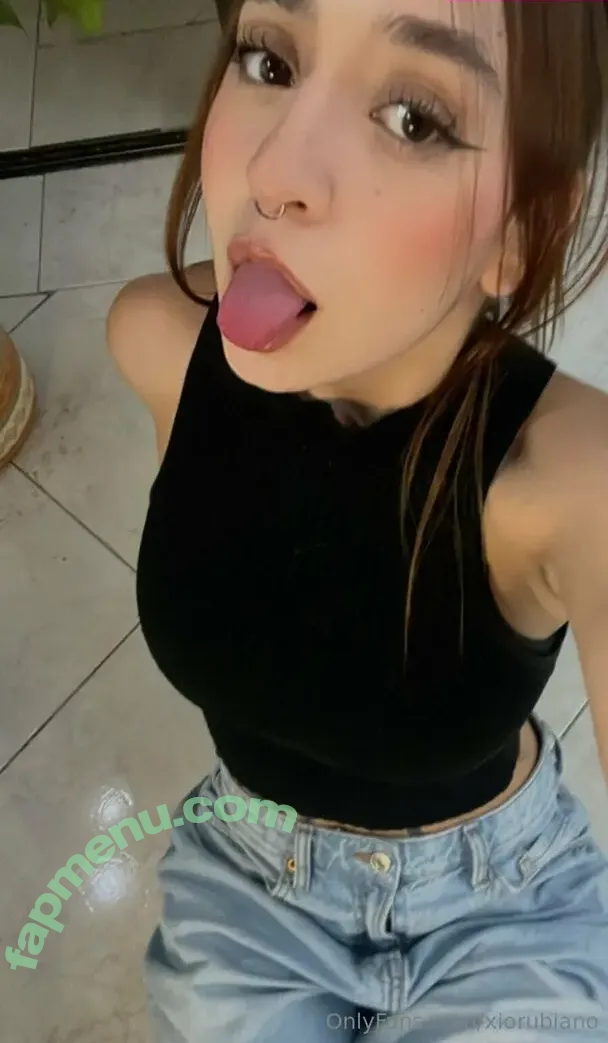 xiorubiano nude photo #0061 (xiomararubiano)