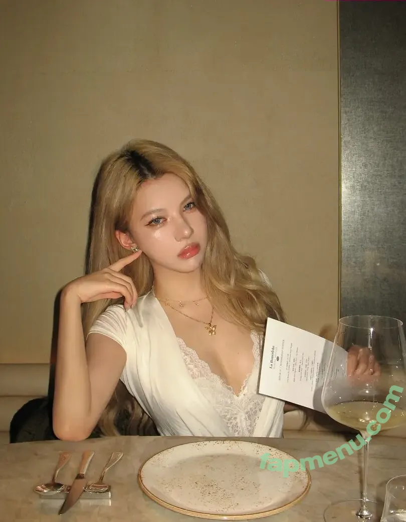 _xixiyx_ nude photo #0050 (_xixiyx_)