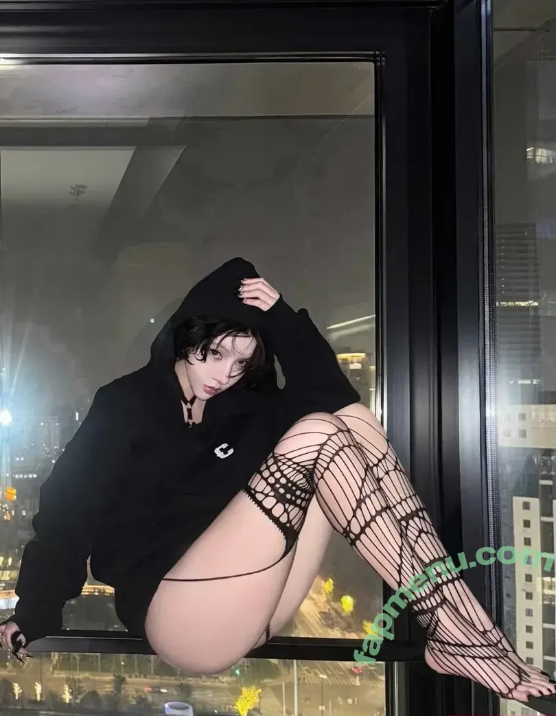 _xixiyx_ nude photo #0064 (_xixiyx_)