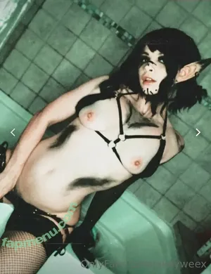 xKayweex / Kaywee Hill nude photo #0153