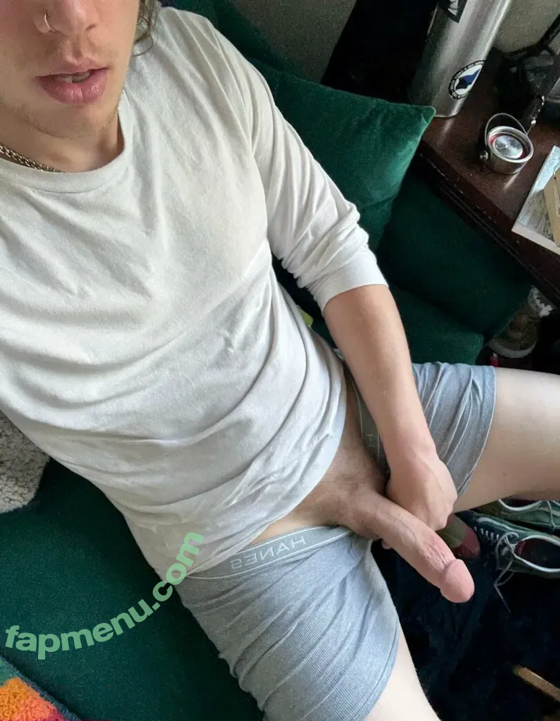 xldoublesausage nude photo #0012 (helloim6foot4)