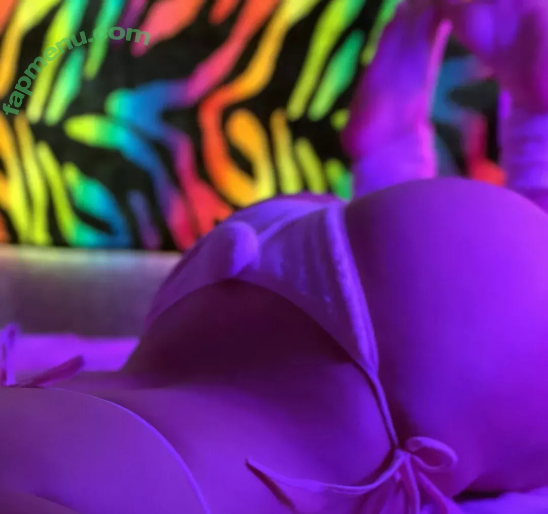 xlightmoonx nude photo #1085 (Diana Acevedo / xlightmoon.x / xlightmoonx1)