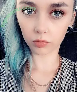 nude photo #0004