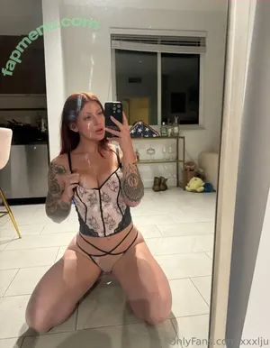 Xlrgju / jul.iw nude photo #0093