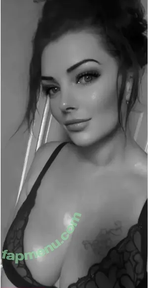 xmariex / mariekatyyy nude photo #0001