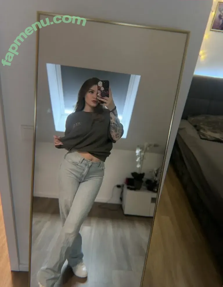 xMayaDucasse nude photo #0007 (mayaducasse / mdxcasse / xmayakr)