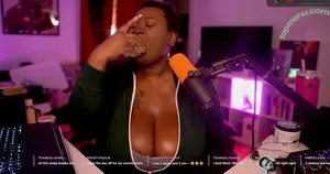 Xmiramira nude photo #0016