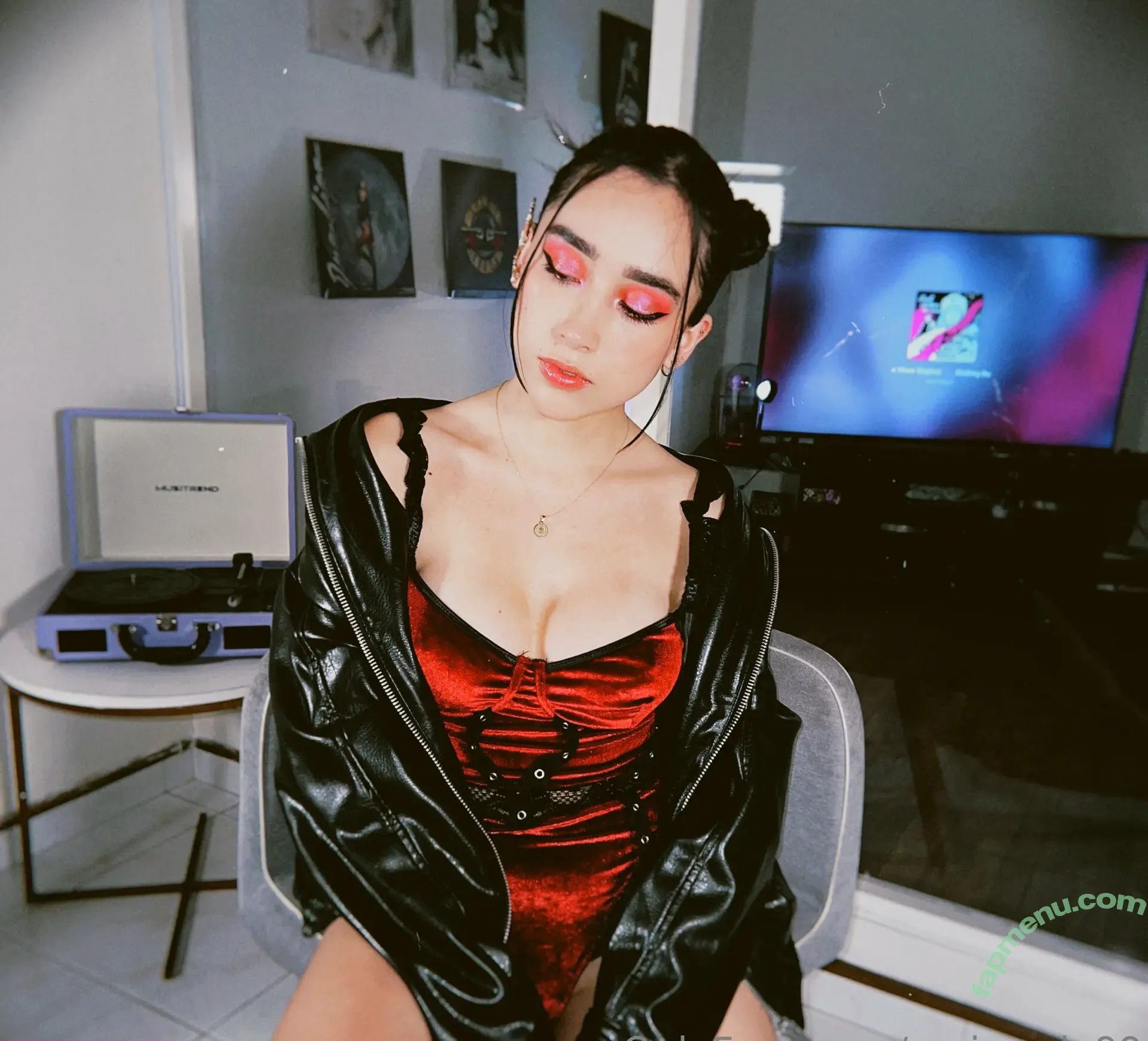 xmiranda99 nude photo #0283 (miraandaa.99)