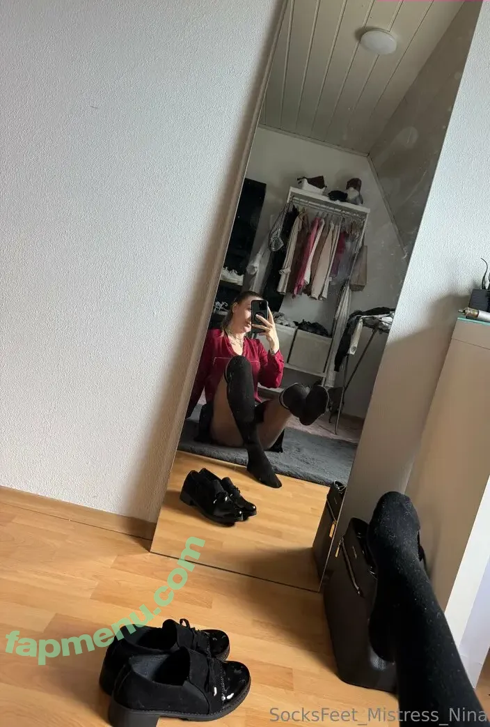 xmissninax nude photo #0013 (xmissninax)