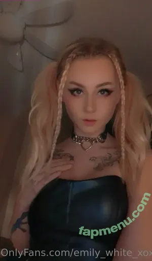 xmollywatersx / _xmollywatersx_ nude photo #0010