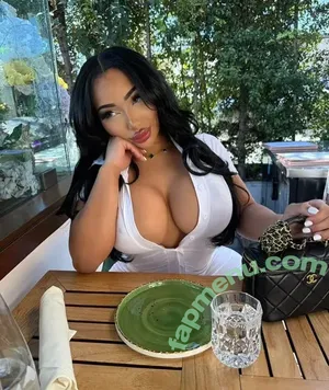xo.braziliana / xo.samayaa nude photo #0020
