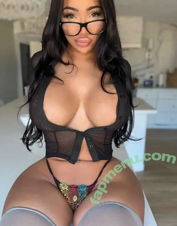 xo.braziliana nude photo #0029 (xo.samayaa)
