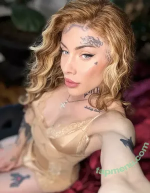  nude photo #0006