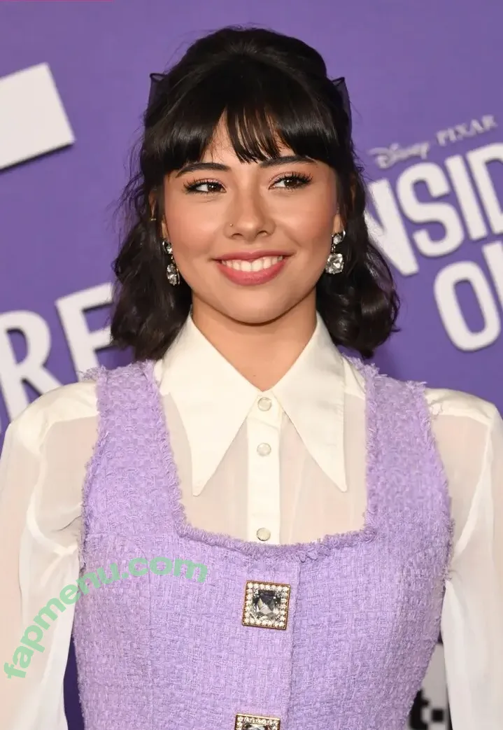 Xochitl Gomez nude photo #0148 (_xochitl.gomez)