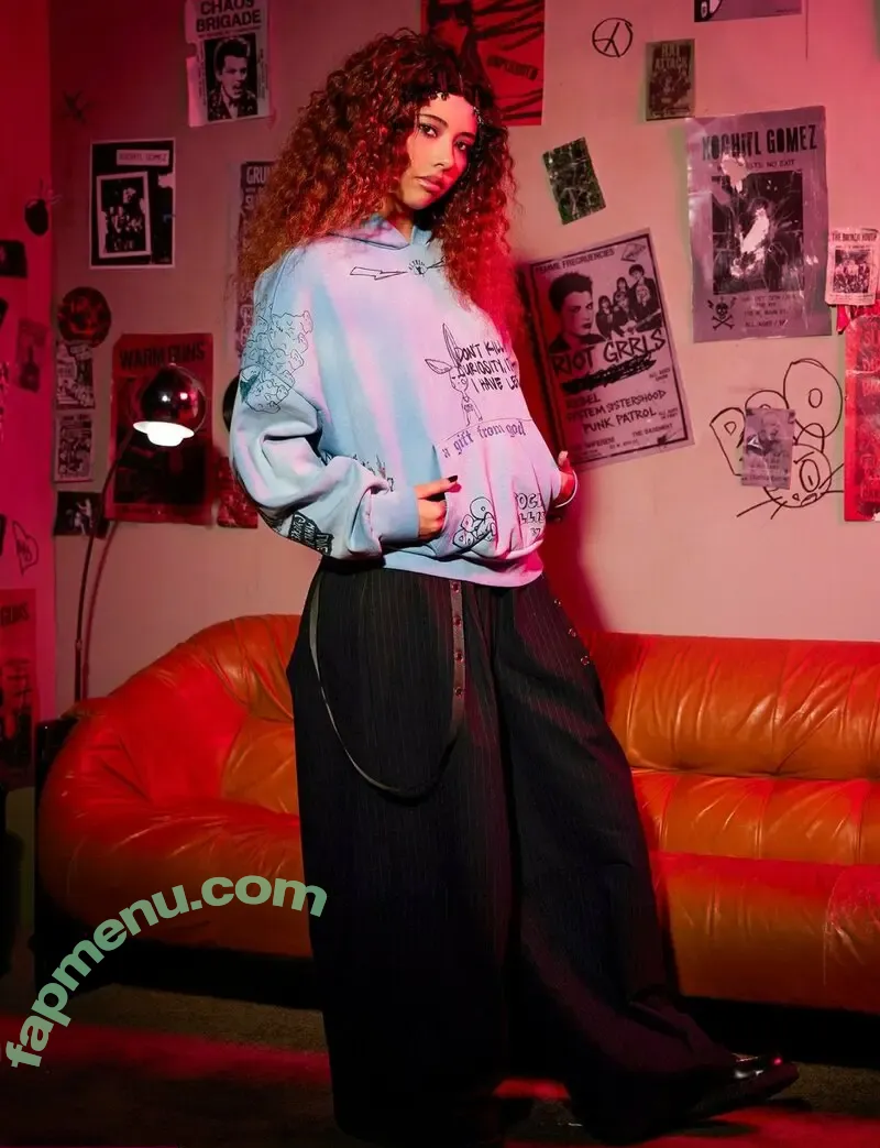 Xochitl Gomez nude photo #0414 (_xochitl.gomez)