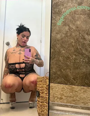 xocuban / bloodwr1st nude photo #0045