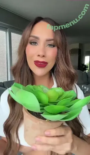 xoesmeerose / esmee__rose / esmeeteaches nude photo #0097
