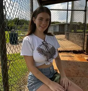 Xohalzy444 / Halz444 / Halzx / halzy4444 / schizoscorpioo nude photo #0058