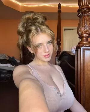 Xohalzy444 / Halz444 / Halzx / halzy4444 / schizoscorpioo nude photo #0085