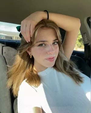 Xohalzy444 / Halz444 / Halzx / halzy4444 / schizoscorpioo nude photo #0093