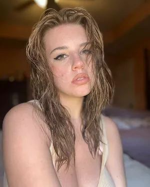 Xohalzy444 / Halz444 / Halzx / halzy4444 / schizoscorpioo nude photo #0114