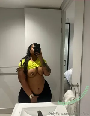 Xoli Mfeka / Xolisile / xoli_mfeka nude photo #0119