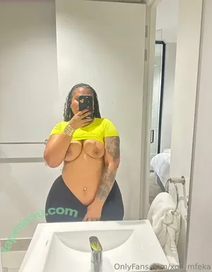 Xoli Mfeka / Xolisile / xoli_mfeka nude photo #0122
