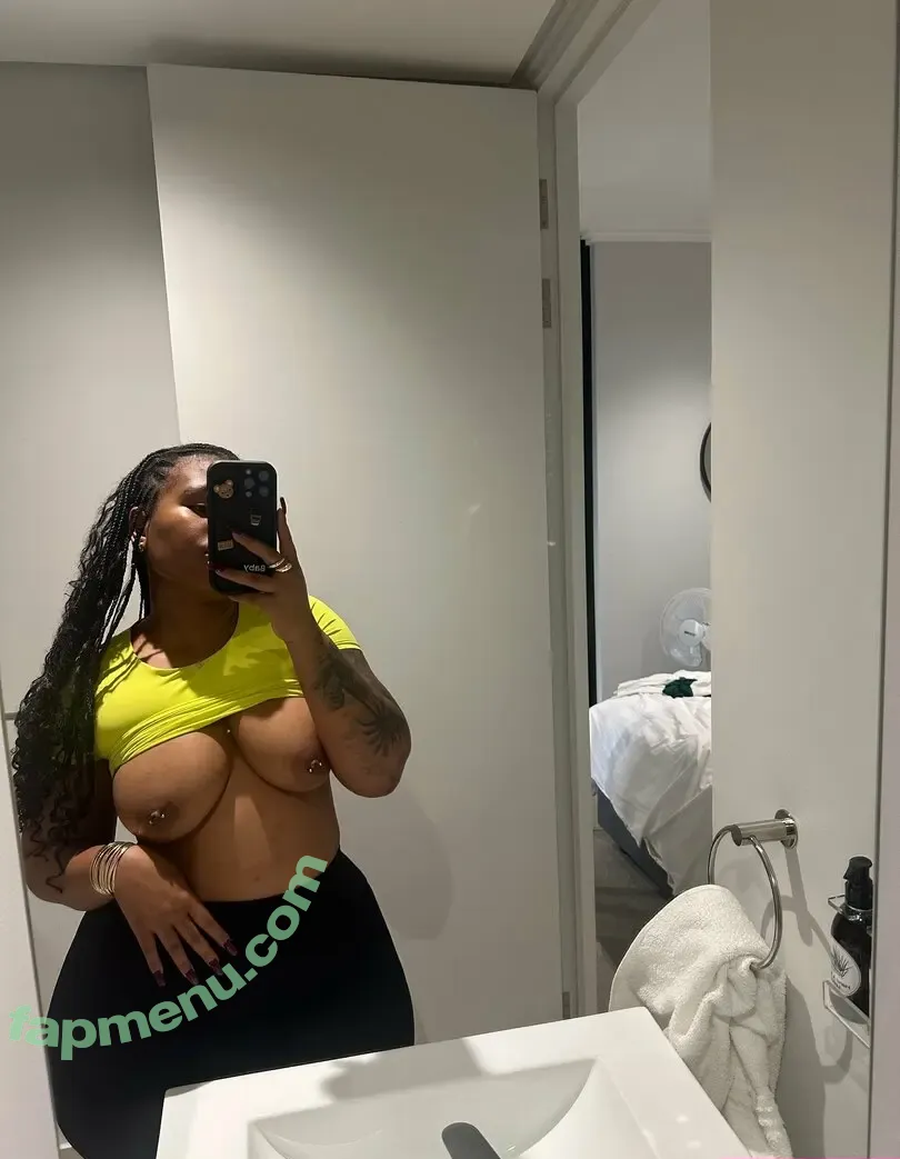 Xoli Mfeka nude photo #0121 (Xolisile / xoli_mfeka)