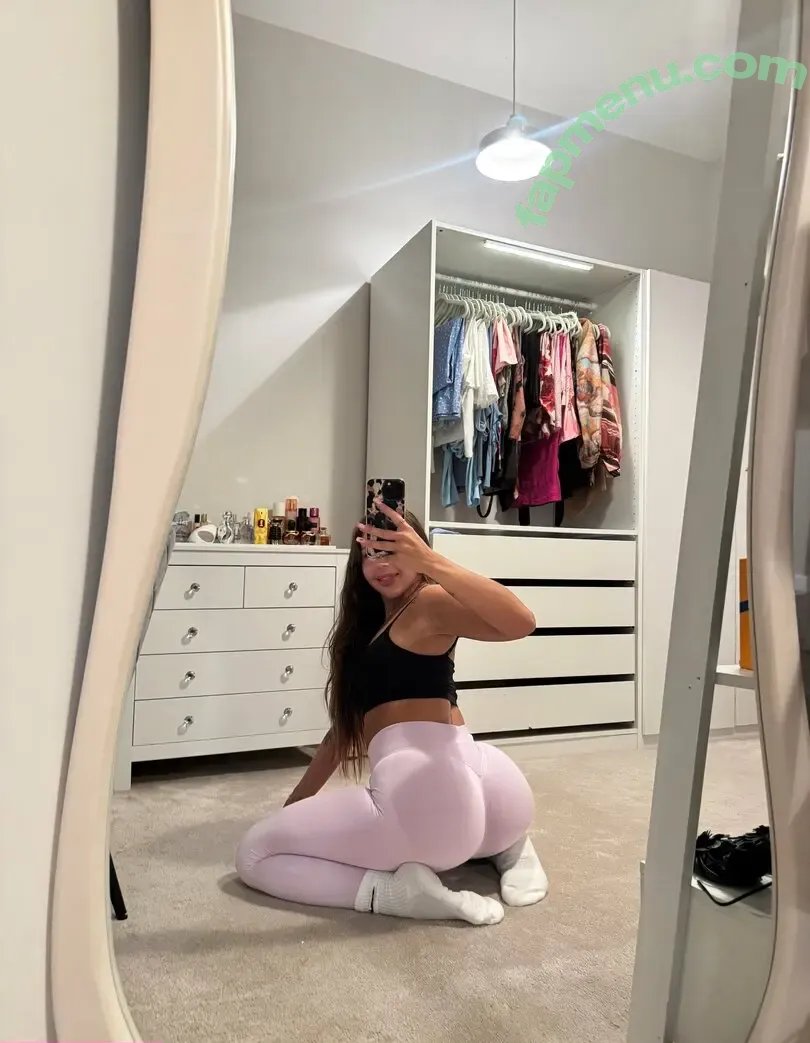 xomills00 nude photo #0036 (xomills.x)