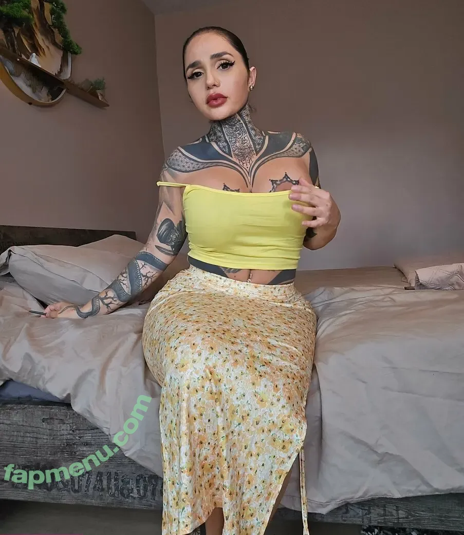 xomisscleo nude photo #0291 (goddesscleo_xo)