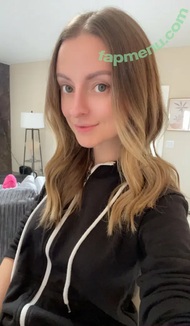 xomisselizabethxo nude photo #0006 (xomisselizabethxo)