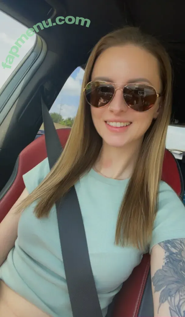 xomisselizabethxo nude photo #0039 (xomisselizabethxo)