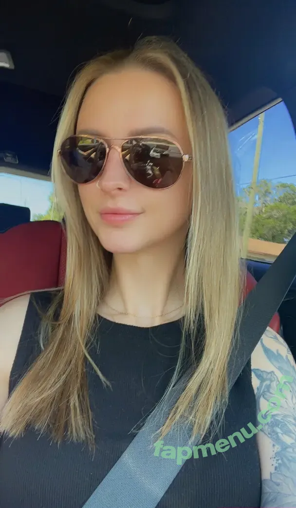 xomisselizabethxo nude photo #0057 (xomisselizabethxo)