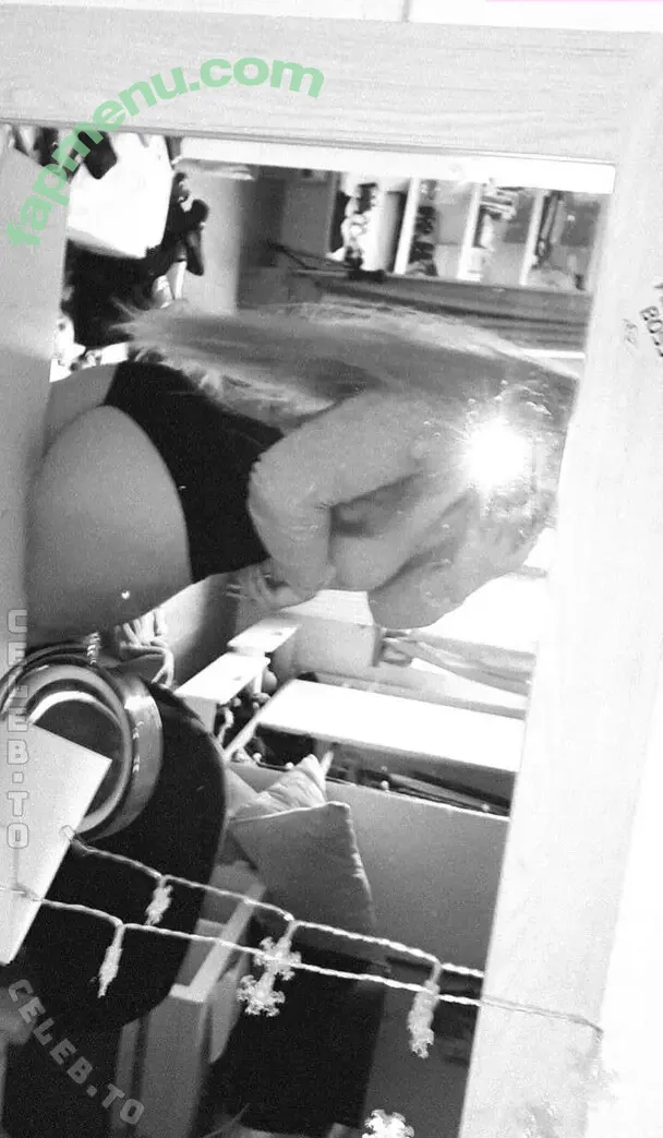 xophelianr nude photo #0023 (xophelianr)