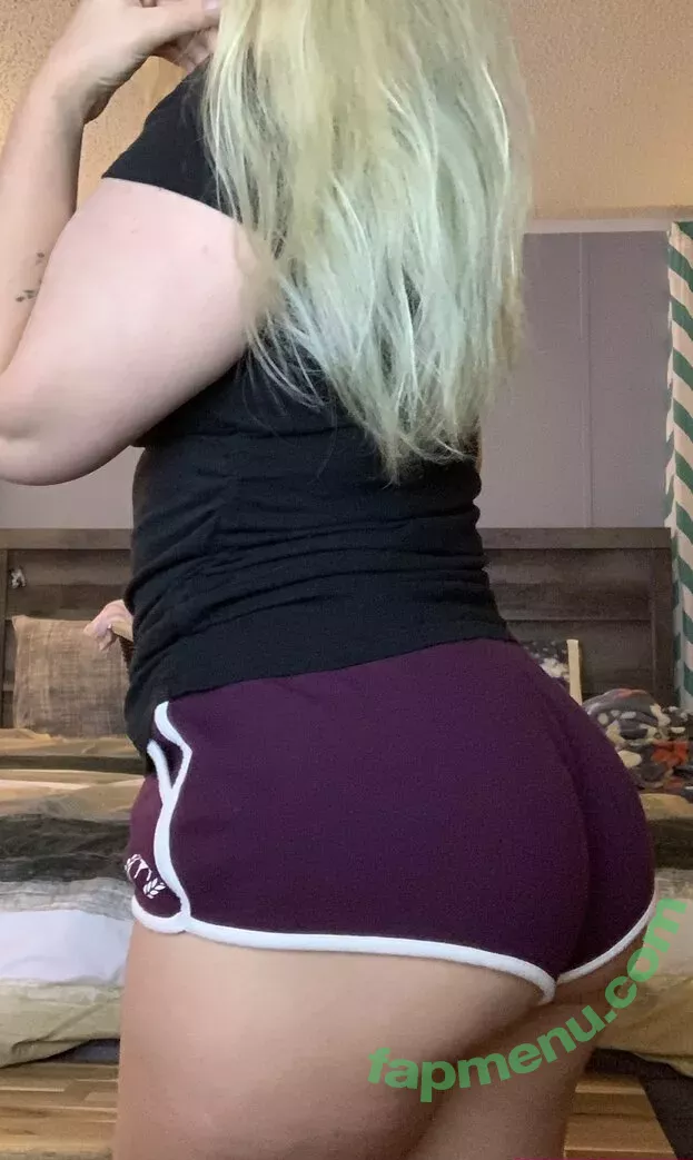 xosecretsaraxo nude photo #0296 (xosecretsaraxo)