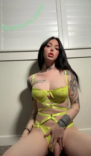 xoxjennapaige / onlytransofficial nude photo #0163