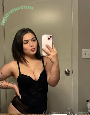  nude photo #0003